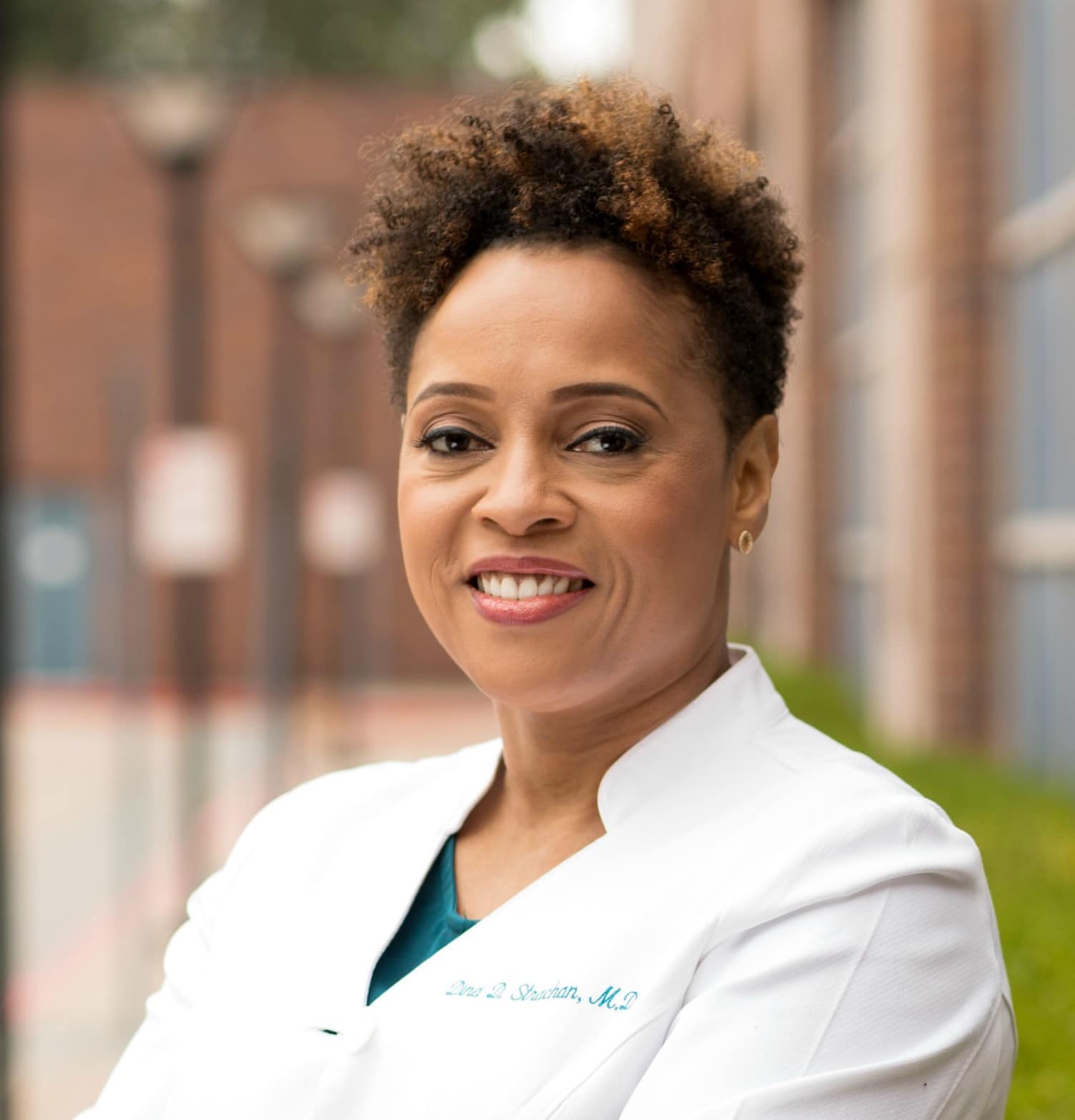 Dr Dina Profile1B SQUARE media dermatologist